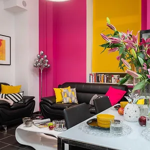 Absynt Hostal